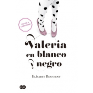 Valeria en blanco y negro